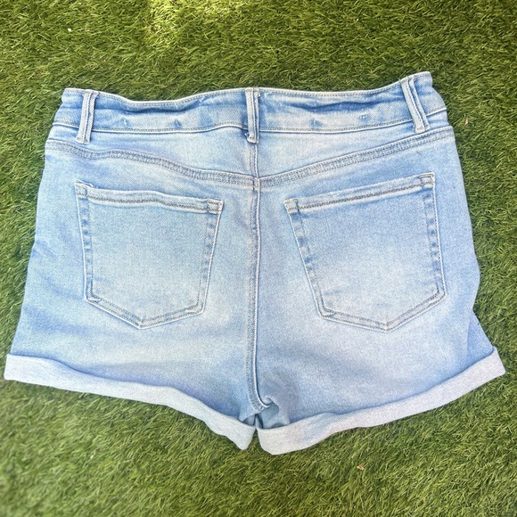 (Wax Jean) Jean Shorts - Picture 7 of 7